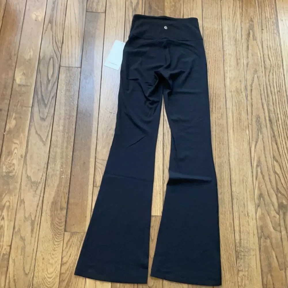 NWT LULULEMON Groove Pant Flare High Waist LEGGING Solid Black SIZE 4 Nulu ALIGN - Picture 14 of 16
